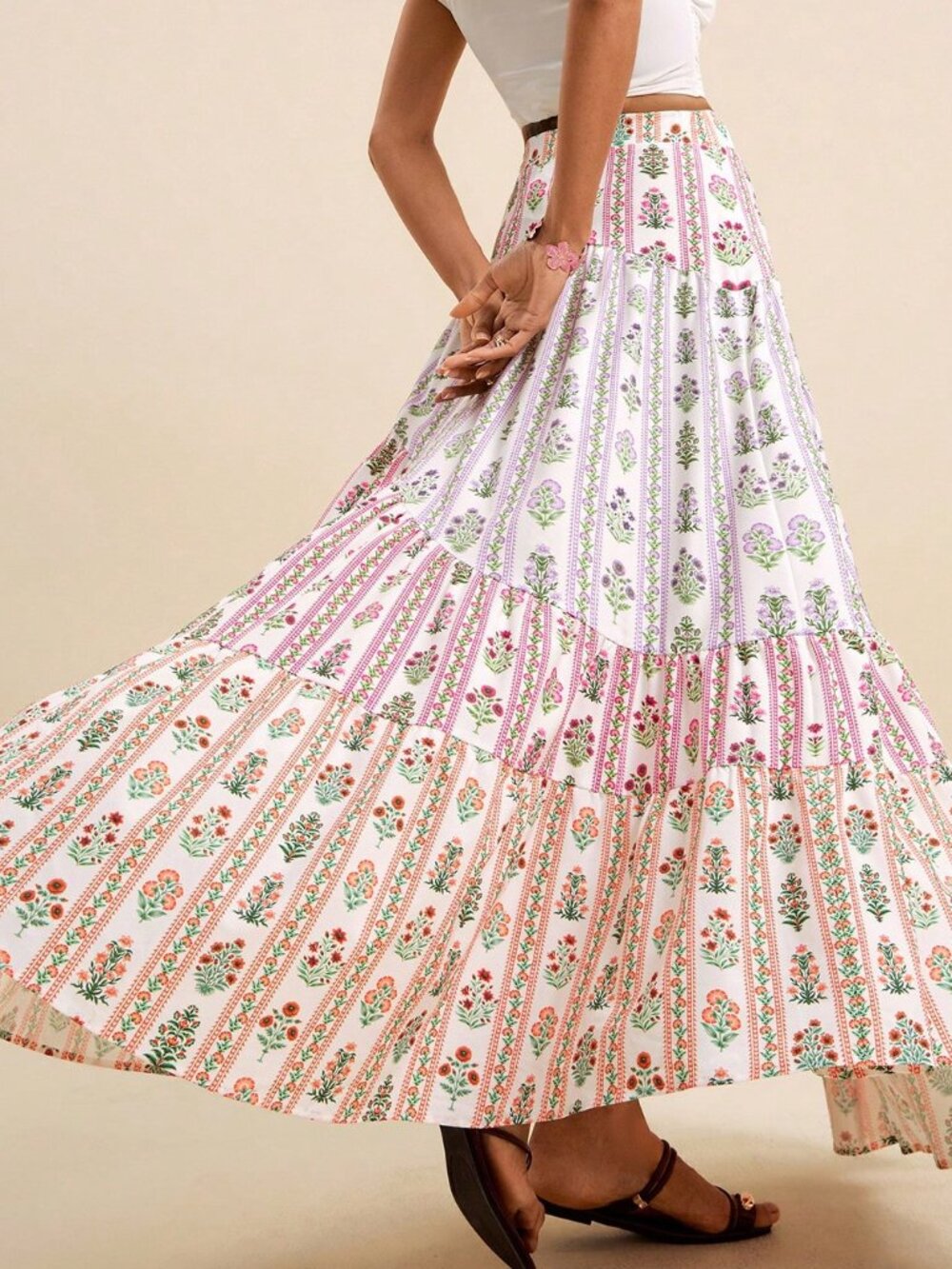 Multicolor Boho Women's Pleated High Waisted A Line Slit Maxi Skirt - Picture 5 of 9